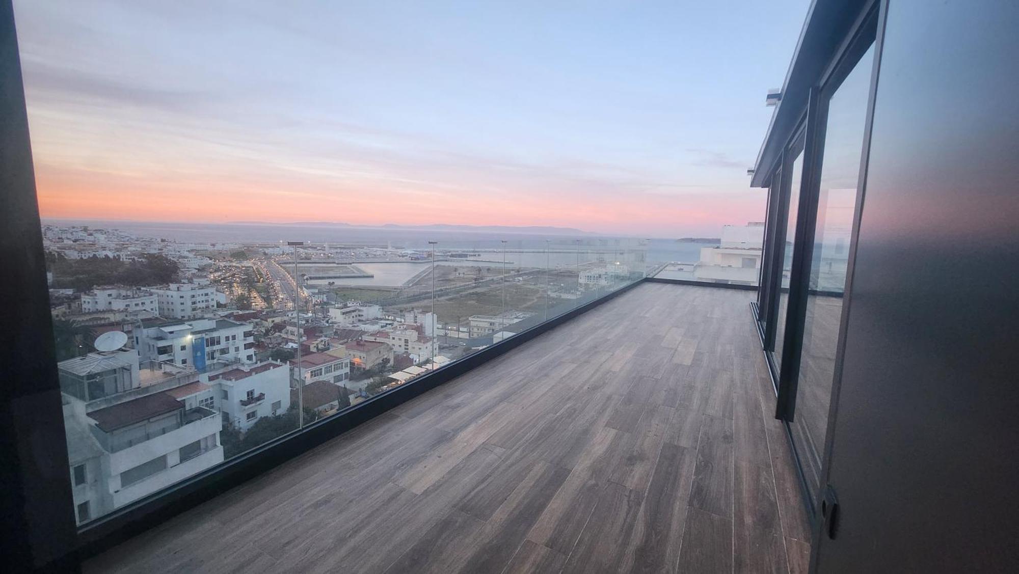 Magnifique Penthouse 160M2 Terrasse 90M2 Vue Mer Tanger Extérieur photo
